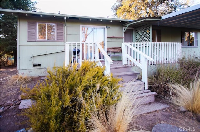 view of property entrance