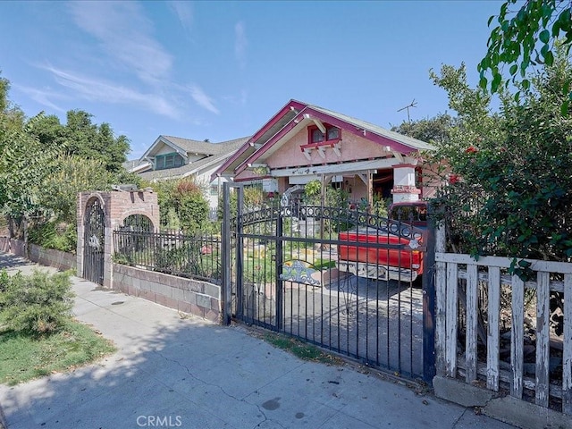 4162 S Budlong Ave, Los Angeles, CA 90037 - photo 2