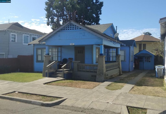 view of front of house featuring covered porch