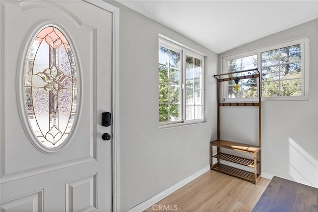 191 Los Angeles Ave, Sugarloaf, CA 92386 - entryway featuring light wood-type flooring, lofted ceiling, and baseboards