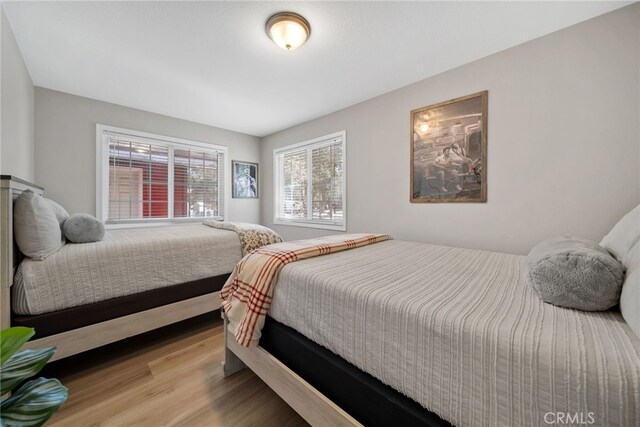 191 Los Angeles Ave, Sugarloaf, CA 92386 - bedroom with wood finished floors