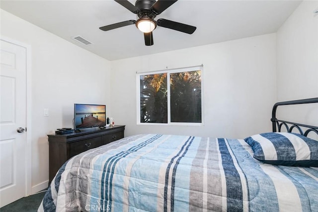 bedroom featuring carpet flooring and ceiling fan