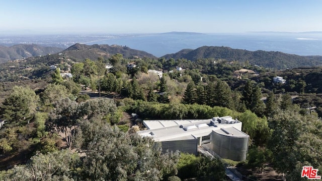 bird's eye view with a mountain view