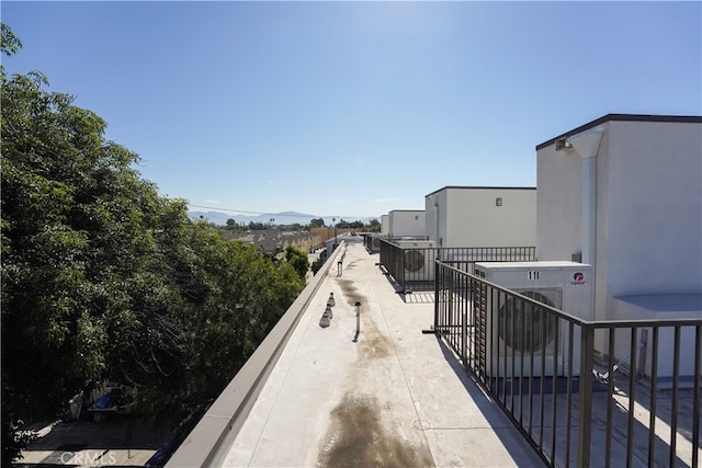 balcony featuring a mountain view