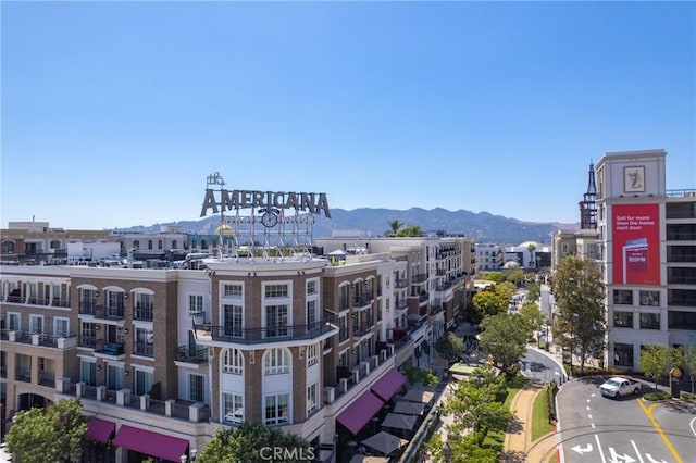 city view featuring a mountain view