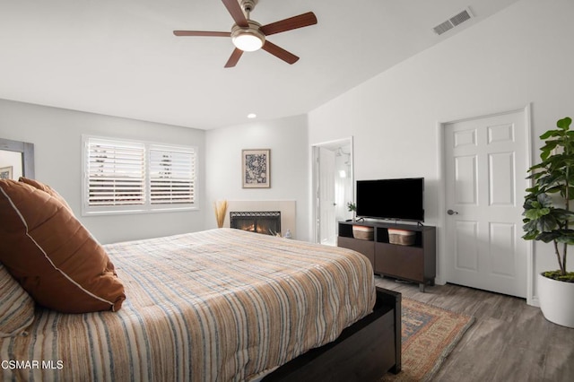 bedroom featuring light wood-type flooring and ceiling fan