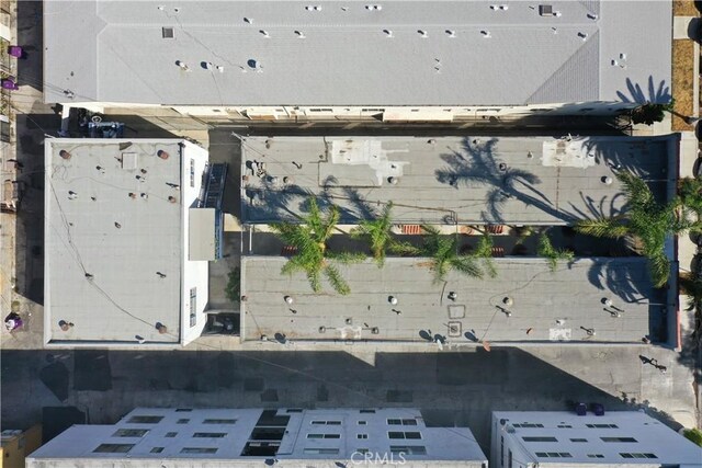 833 E 1st St, Long Beach, CA 90802 - drone / aerial view