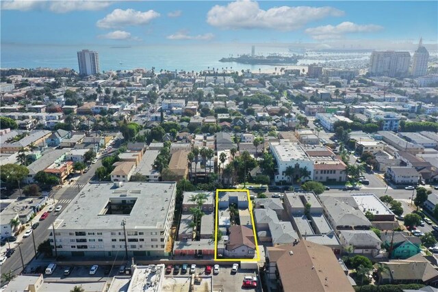 1135 E 3rd St, Long Beach, CA 90802 - view of urban area featuring property boundaries highlighted and a nearby body of water