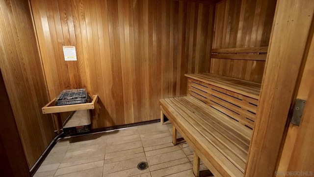 view of sauna / steam room