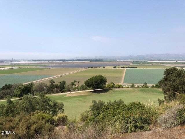 1250 Crestview Ave, Camarillo, CA 93010