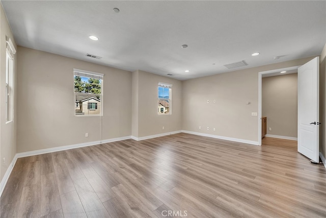 empty room featuring light hardwood / wood-style flooring