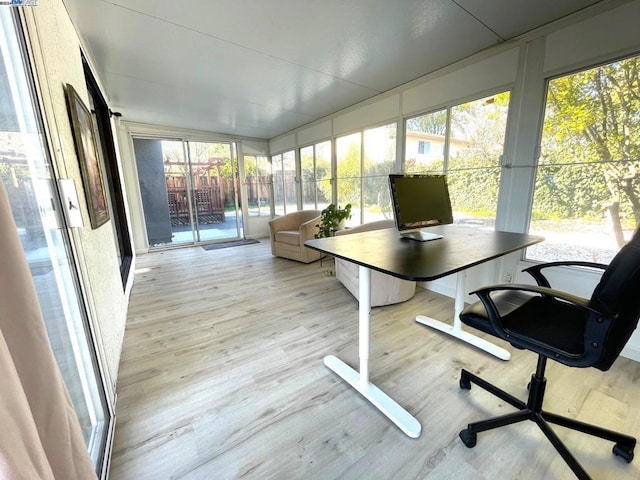 view of sunroom / solarium