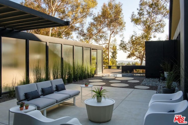 view of patio / terrace featuring outdoor lounge area