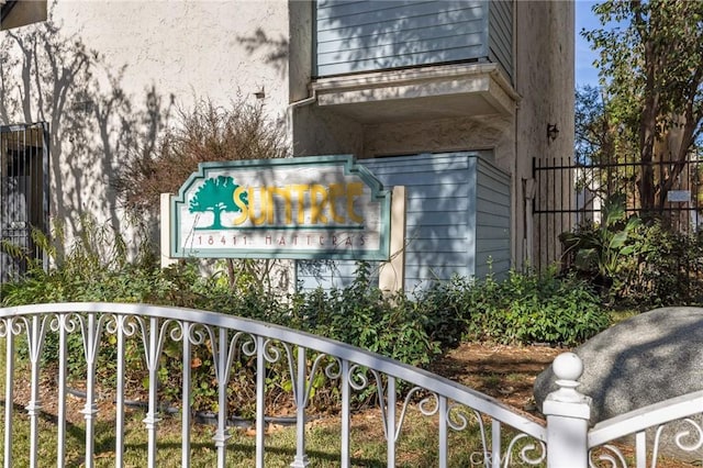 18411 Hatteras St Unit 120, Tarzana, CA 91356 - exterior view of stucco siding