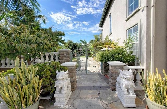 505 Lowe Dr, Placentia, CA 92870 - view of patio / terrace with a gate