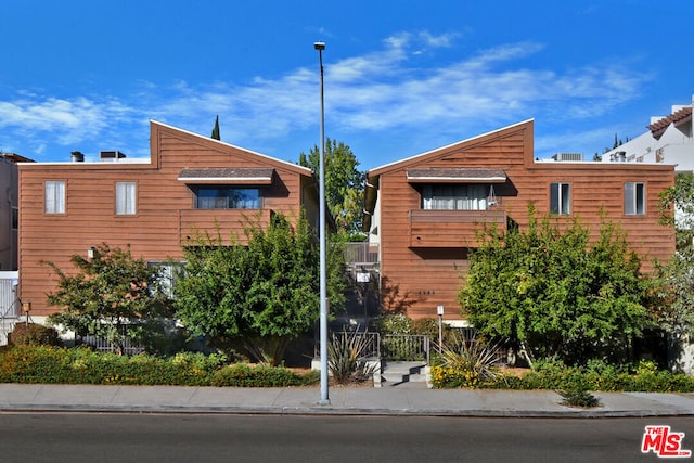 view of home's exterior