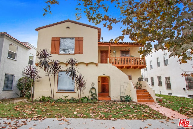 view of mediterranean / spanish house