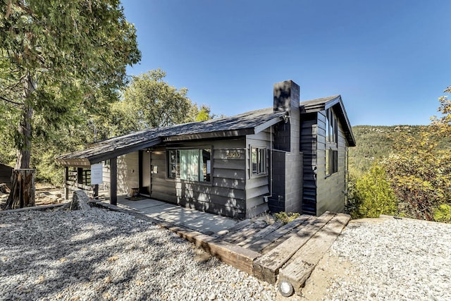 view of front of house featuring a patio