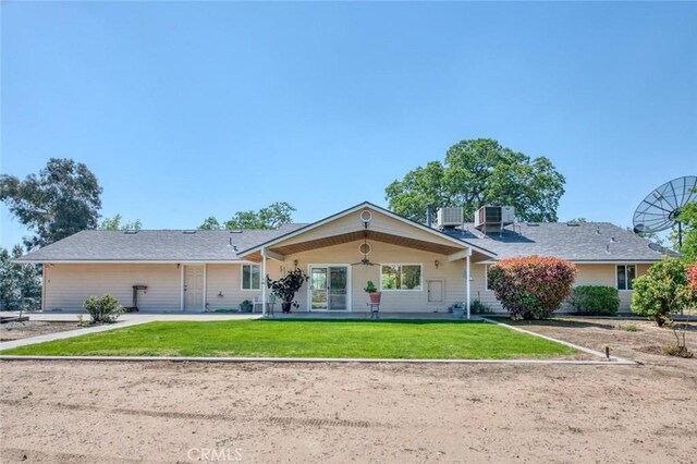 18486 Tollhouse Rd, Clovis, CA 93619 - single story home featuring a front lawn, ceiling fan, and central air condition unit
