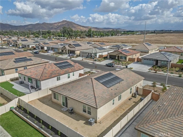 bird's eye view featuring a mountain view