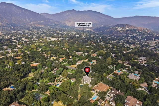 bird's eye view featuring a mountain view