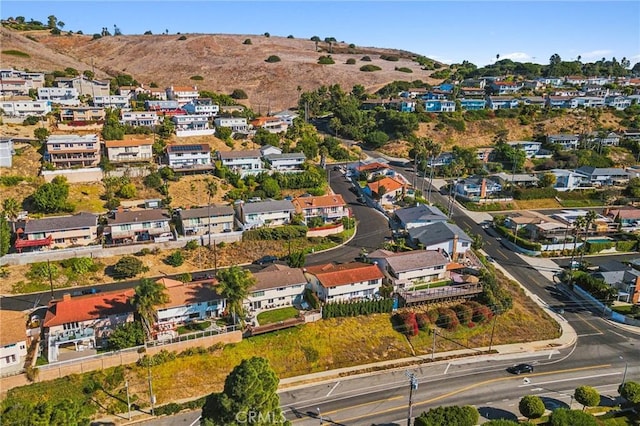 bird's eye view featuring a mountain view