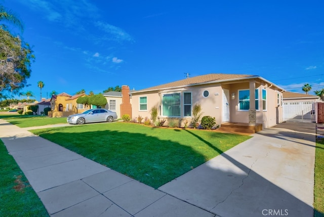 view of front of house featuring a front yard