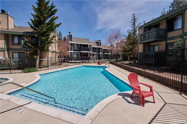760 Blue Jay Rd Unit 10, Big Bear Lake, CA 92315 - community pool featuring a patio area
