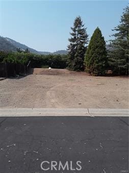 Listing photo 3 for 8396 Paradise Valley Blvd, Lucerne CA 95458