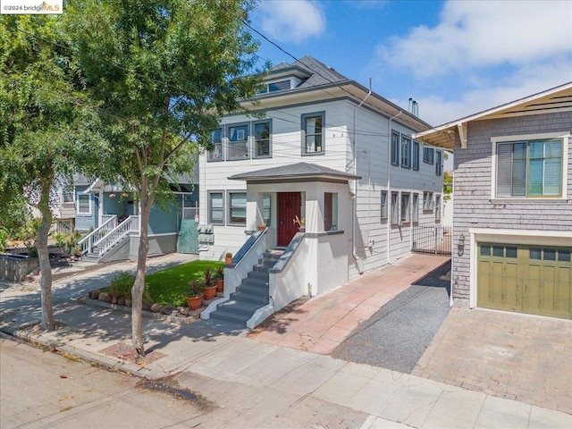 view of front of property featuring a garage