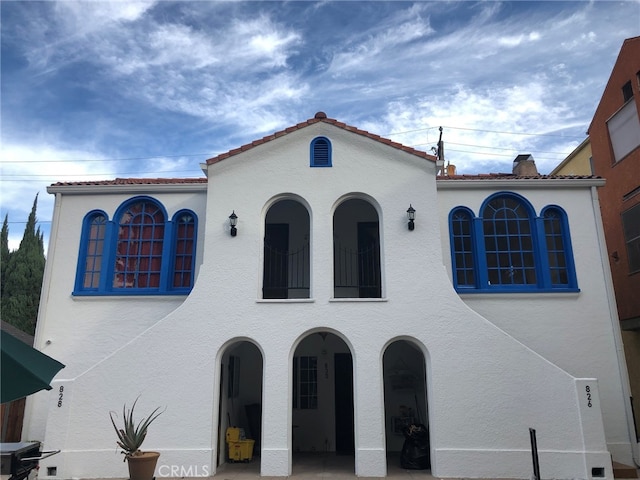 view of mediterranean / spanish house