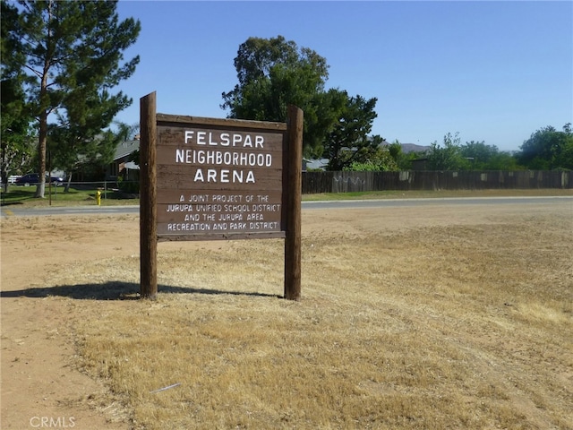 view of surrounding community