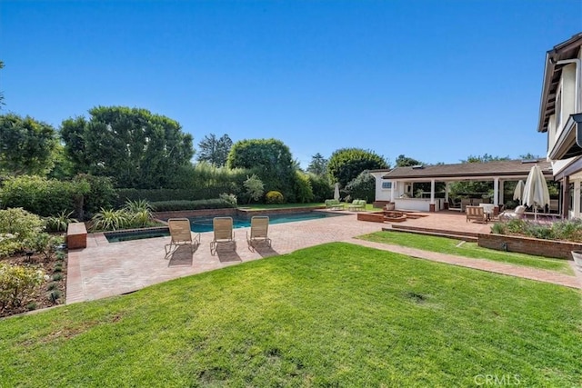 view of yard with a patio