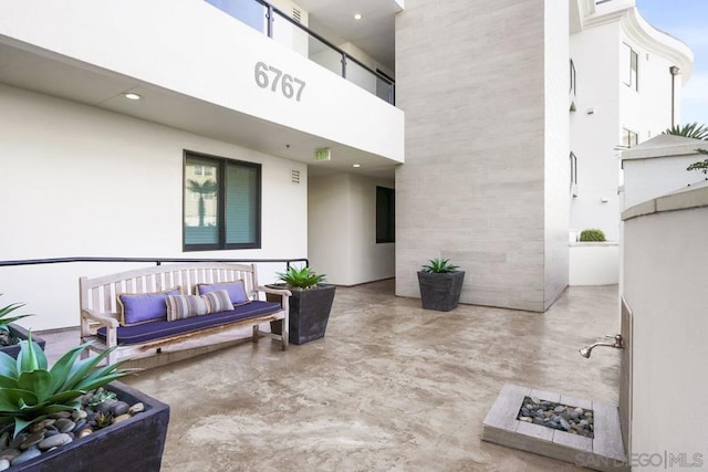 view of patio / terrace with an outdoor hangout area