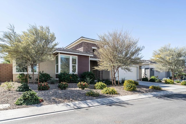 view of front of property featuring a garage