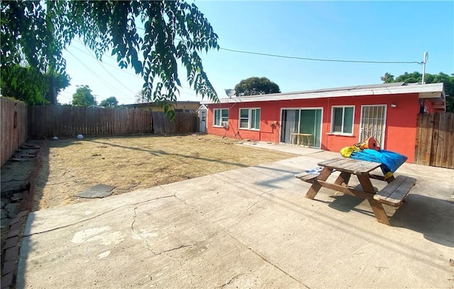 1718 W 166th St, Compton, CA 90220 - back of property with a fenced backyard and a patio area