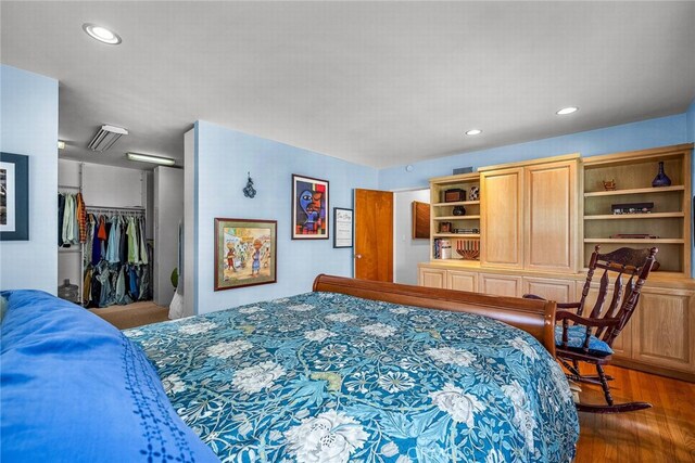 4614 La Subida Pl, Tarzana, CA 91356 - bedroom with a closet, wood finished floors, recessed lighting, and a walk in closet