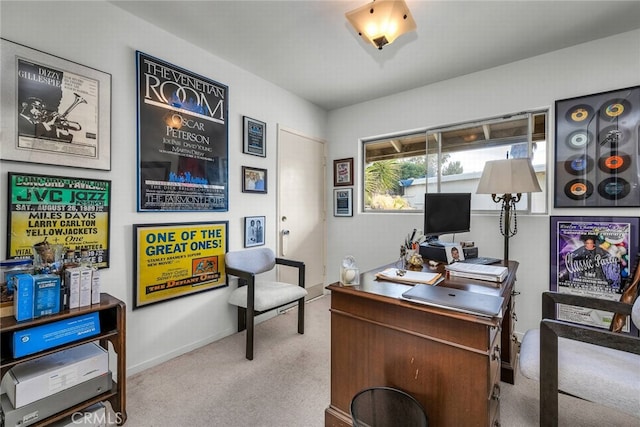 4614 La Subida Pl, Tarzana, CA 91356 - home office featuring carpet