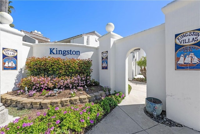 6 Kingston Ct E, Coronado, CA 92118 - view of community / neighborhood sign