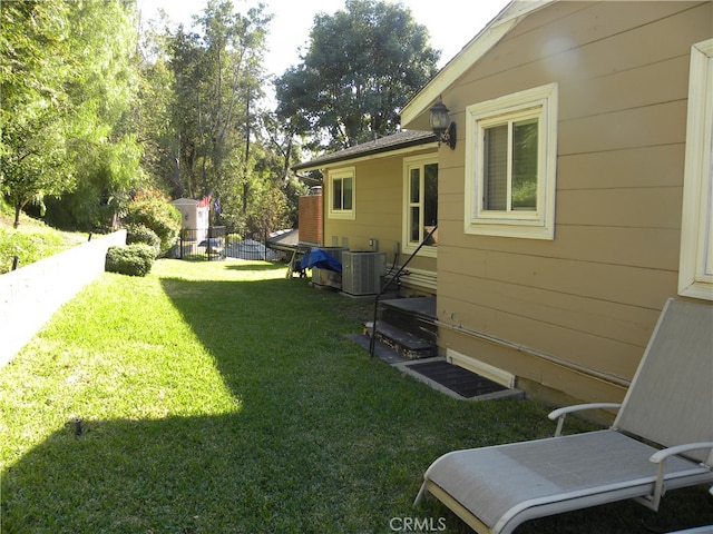 view of yard with cooling unit