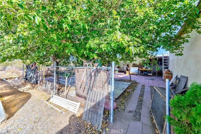 11507 Savage Ln, Apple Valley, CA 92308 - view of yard