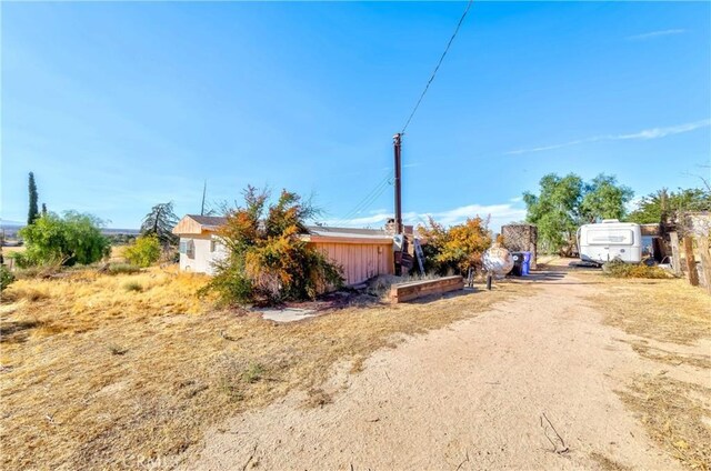 11507 Savage Ln, Apple Valley, CA 92308 - view of front of property