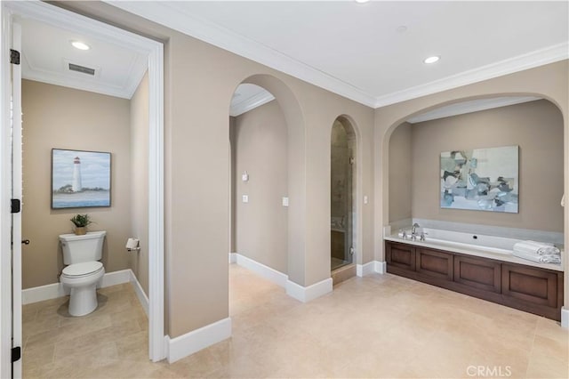 bathroom with plus walk in shower, toilet, and ornamental molding