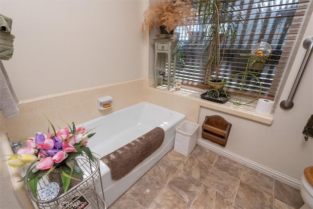 44739 Rd 619, Ahwahnee, CA 93601 - bathroom with a bathing tub