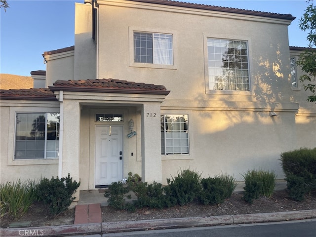 view of front of property