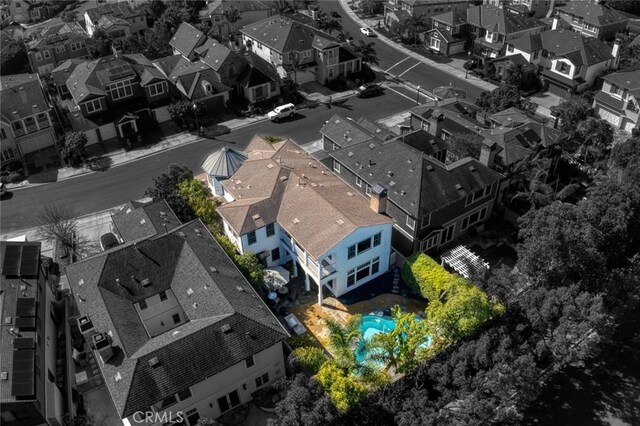 birds eye view of property featuring a residential view