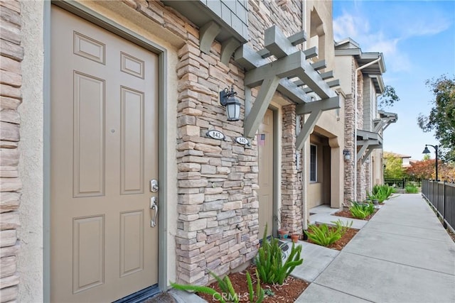 view of entrance to property