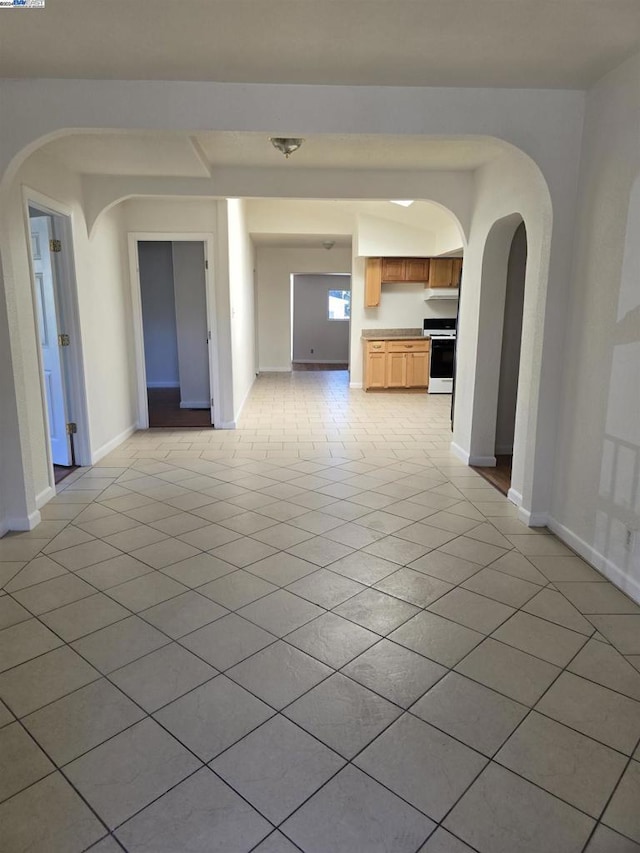 view of tiled spare room