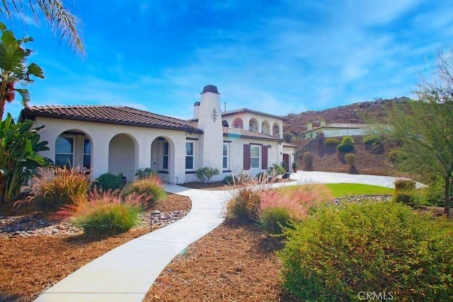 view of mediterranean / spanish-style home