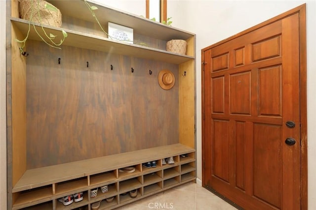 mudroom featuring light tile patterned floors